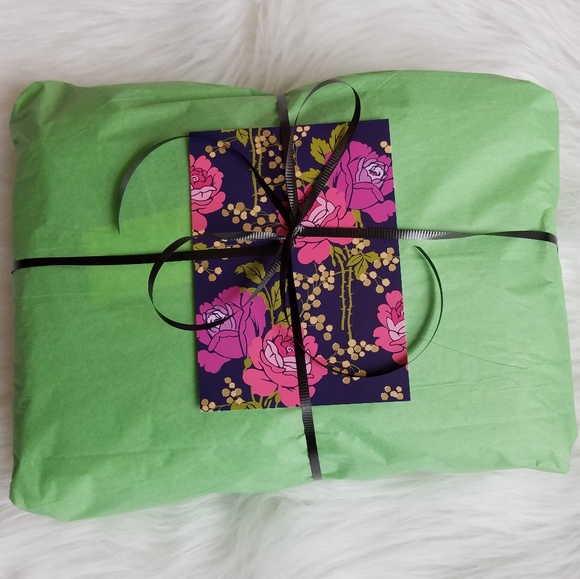 Meet your Posher, Yvonne - Picture 1 of 1